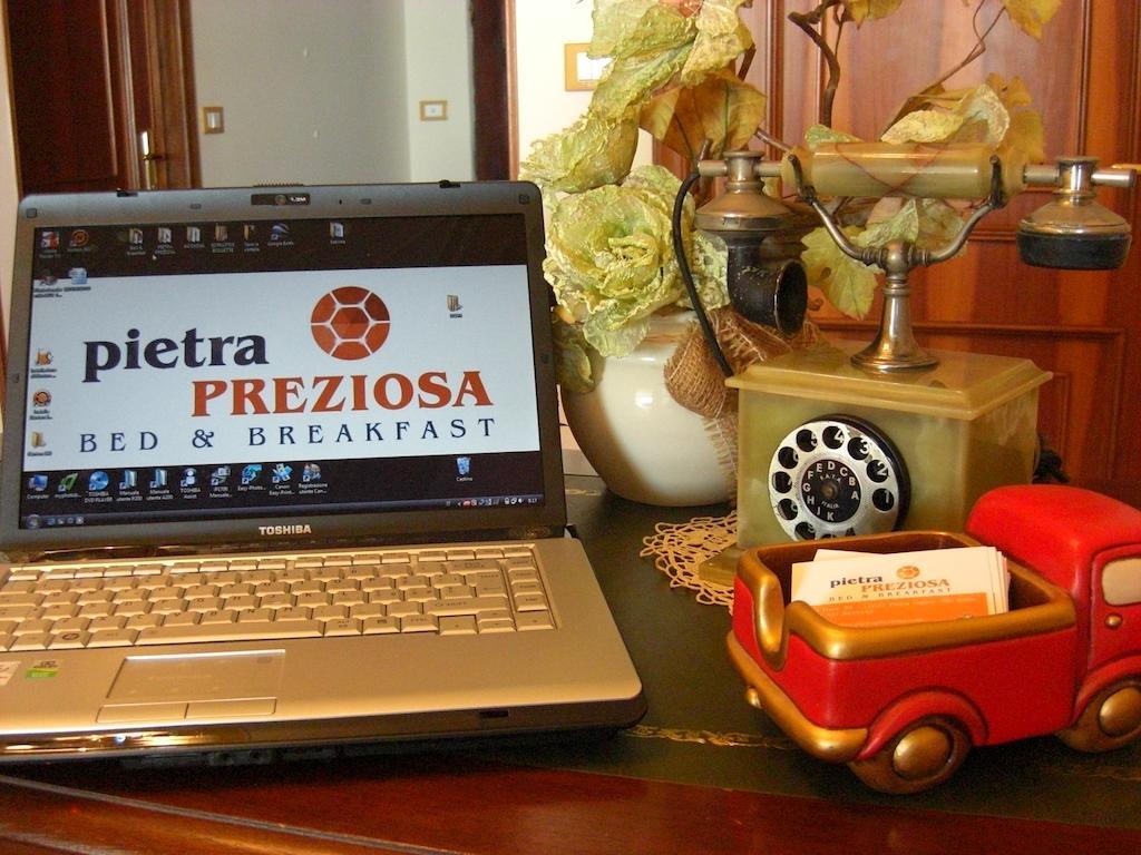 Pietra Preziosa Bed & Breakfast Pietra Ligure Ngoại thất bức ảnh
