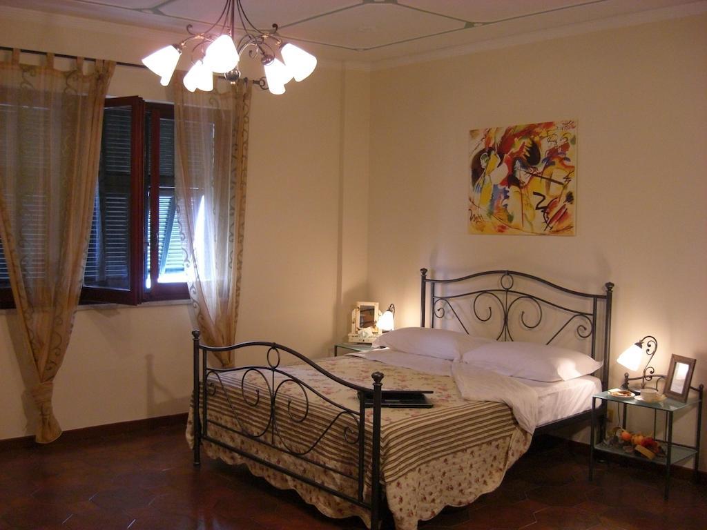 Pietra Preziosa Bed & Breakfast Pietra Ligure Phòng bức ảnh